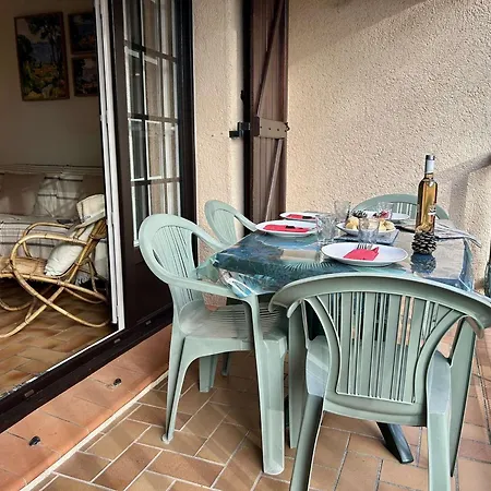 Appartement Avec Piscine Et Parking - 4 Pers. - Fr-1-226a-214 *